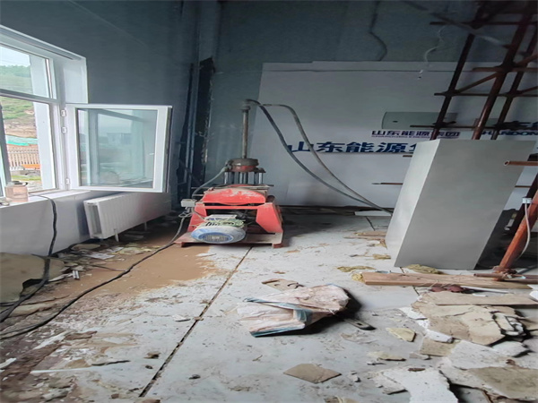 文成地基基础下沉墙体裂缝加固注浆顶升施工